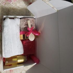 Bath Salt, Massage Soap, Lip Gloss, Oil Perfume Set (Pack of 1)